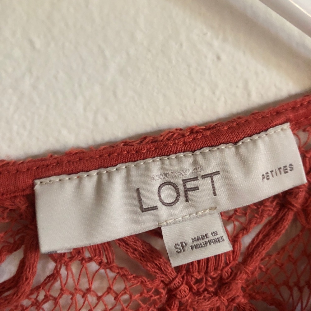 LOFT blouse - Picture 2 of 2